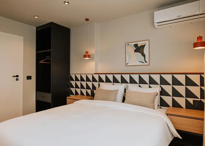 Central Boulevard Apartments By Olala Homes Apartment