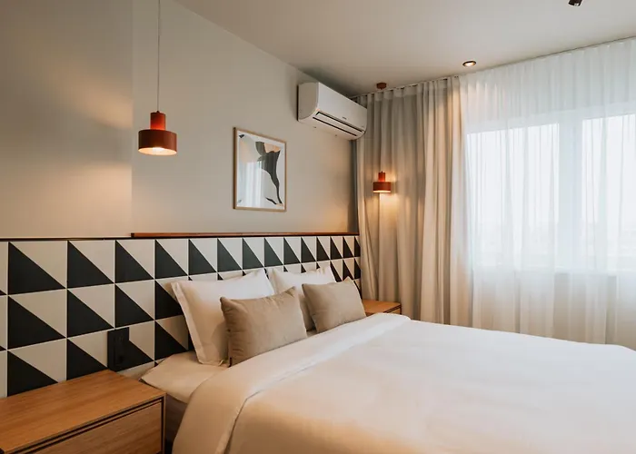 Central Boulevard Apartments By Olala Homes Apartment