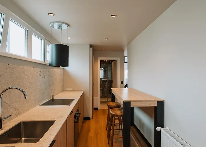 Central Boulevard Apartments By Olala Homes