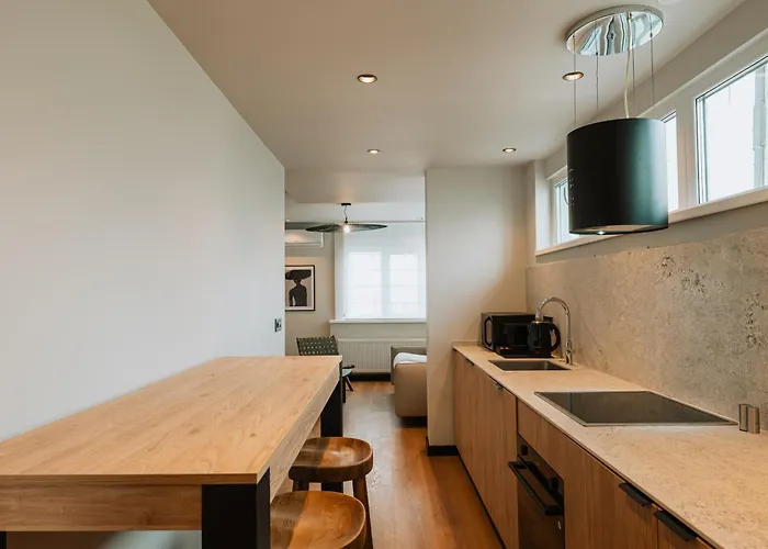 Central Boulevard Apartments By Olala Homes *